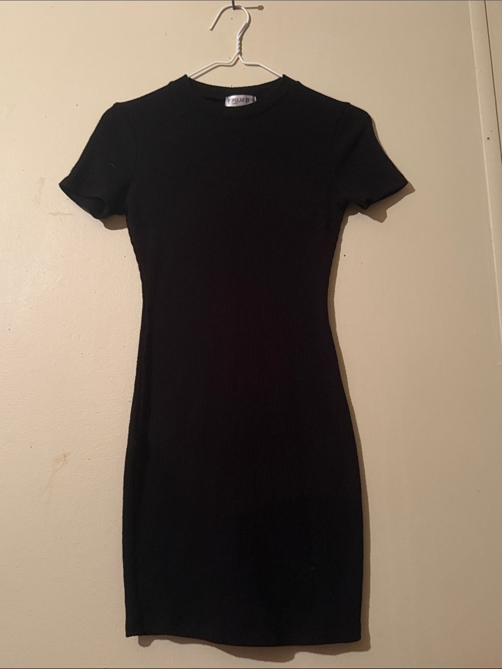 Slim Fit Black Ribbed Short-Sleeve Maxi Dress